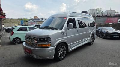 Chevrolet Express Van