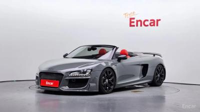 Audi R8