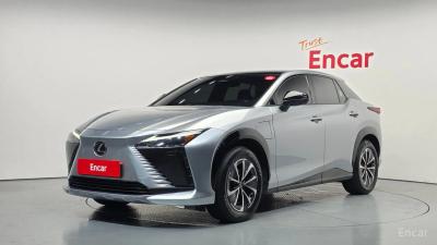Lexus RZ
