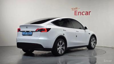 Tesla model-y