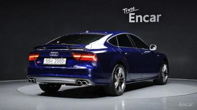Audi S7