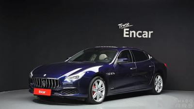 Maserati Quattroporte