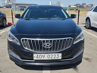Hyundai Aslan