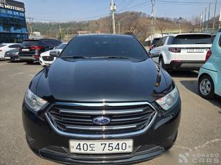 Ford Taurus