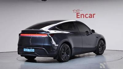 Tesla model-y