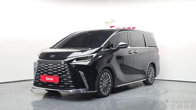 Lexus LM