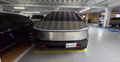 Tesla Cybertruck