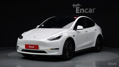Tesla model-y