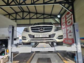 Mercedes-Benz GLK-Class