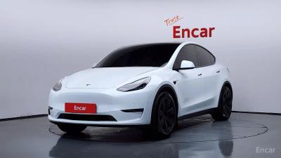 Tesla model-y