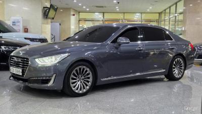 Genesis EQ900