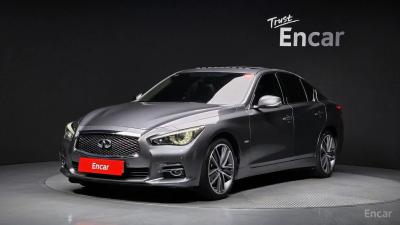 Infiniti Q50