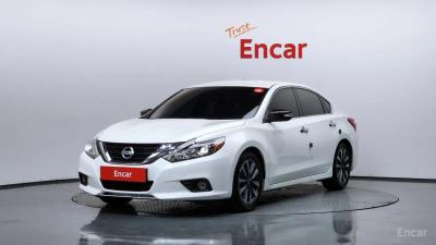 Nissan altima