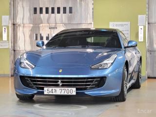 Ferrari GTC4 Lusso