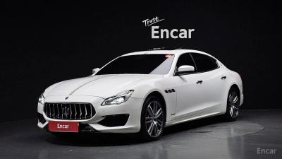 Maserati Quattroporte
