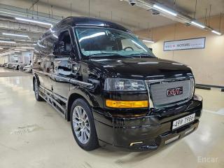 GMC Savana