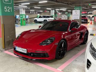 Porsche 718