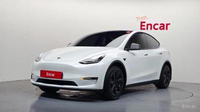 Tesla model-y