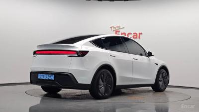 Tesla model-y