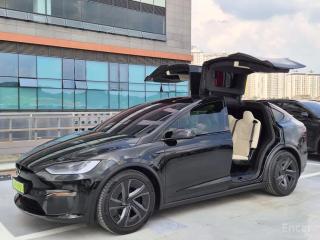 Tesla model-x