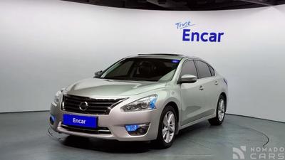 Nissan altima