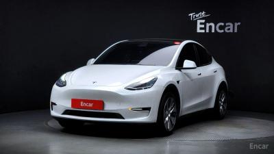 Tesla model-y