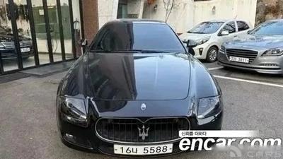 Maserati Quattroporte