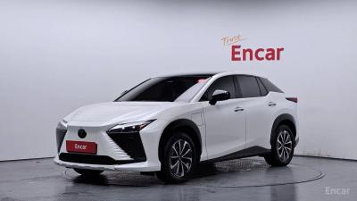 Lexus RZ