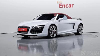 Audi R8