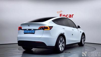 Tesla model-y