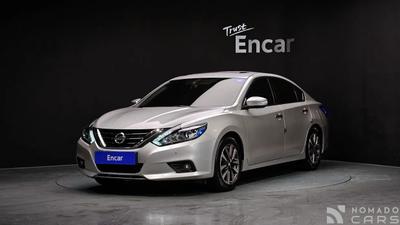 Nissan altima