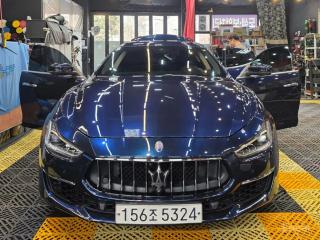 Maserati ghibli