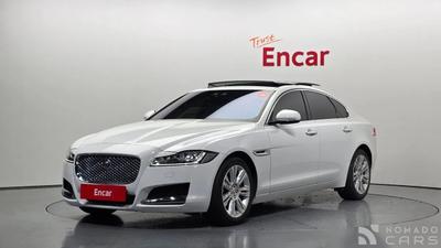 Jaguar xf