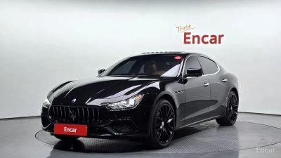 Maserati ghibli