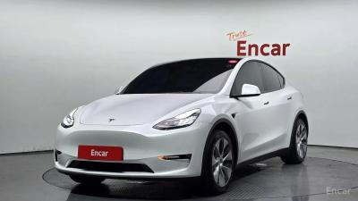 Tesla model-y