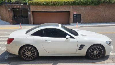 Mercedes-Benz SL-Class