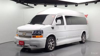 Chevrolet Express Van