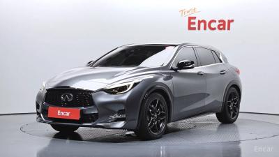 Infiniti Q30