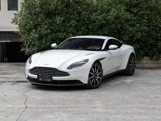 Aston-martin db