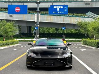 Aston-martin vantage
