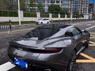 Aston-martin db