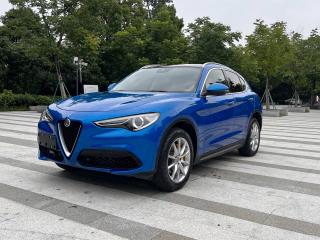 giulia stelvio