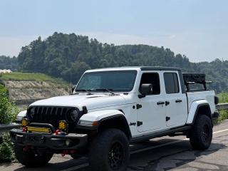 Jeep gladiator