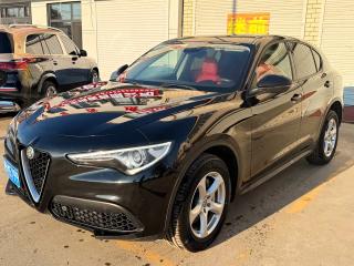 giulia stelvio
