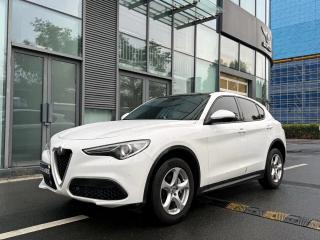 giulia stelvio