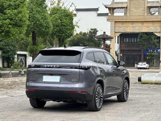Exeed et5