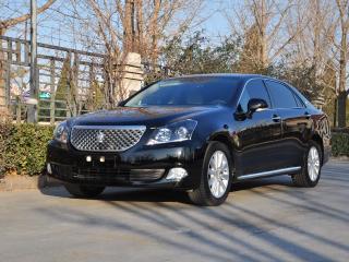 alphard crown