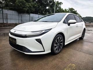 alphard corolla