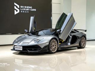 Lamborghini supercar