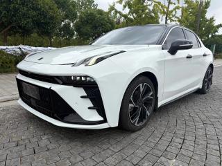 Lynk&co 03